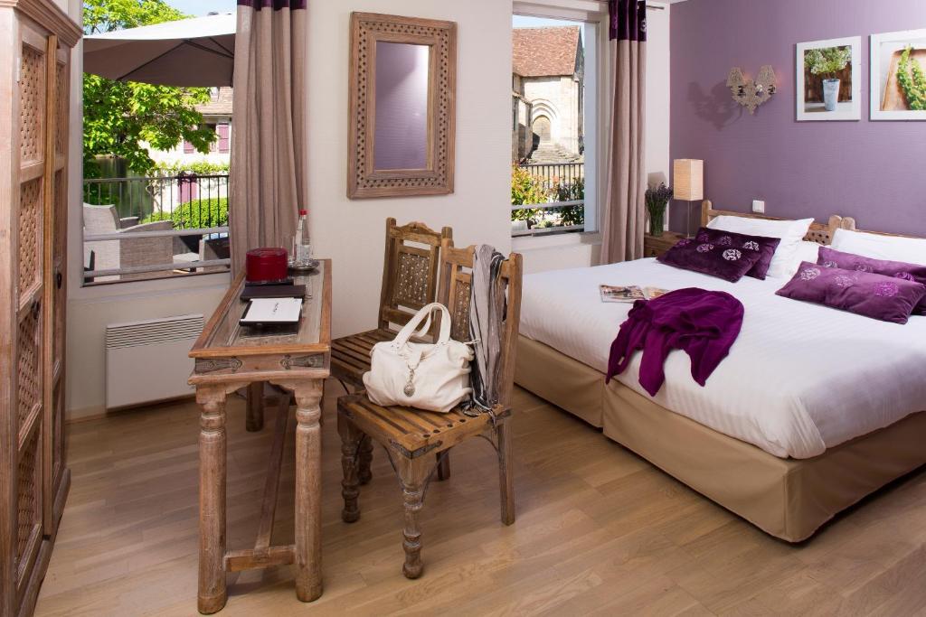 Logis Hotel Les Flots Bleus Beaulieu-sur-Dordogne Habitación foto